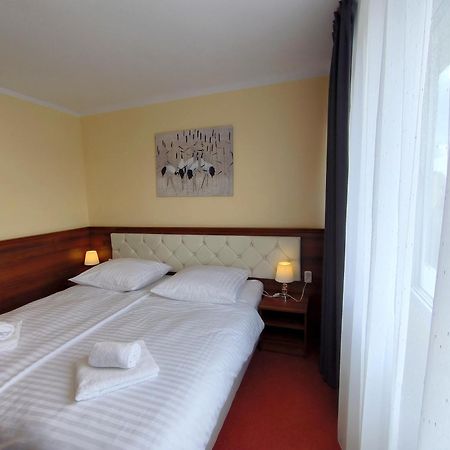 Hotel Sill Kielce Eksteriør billede