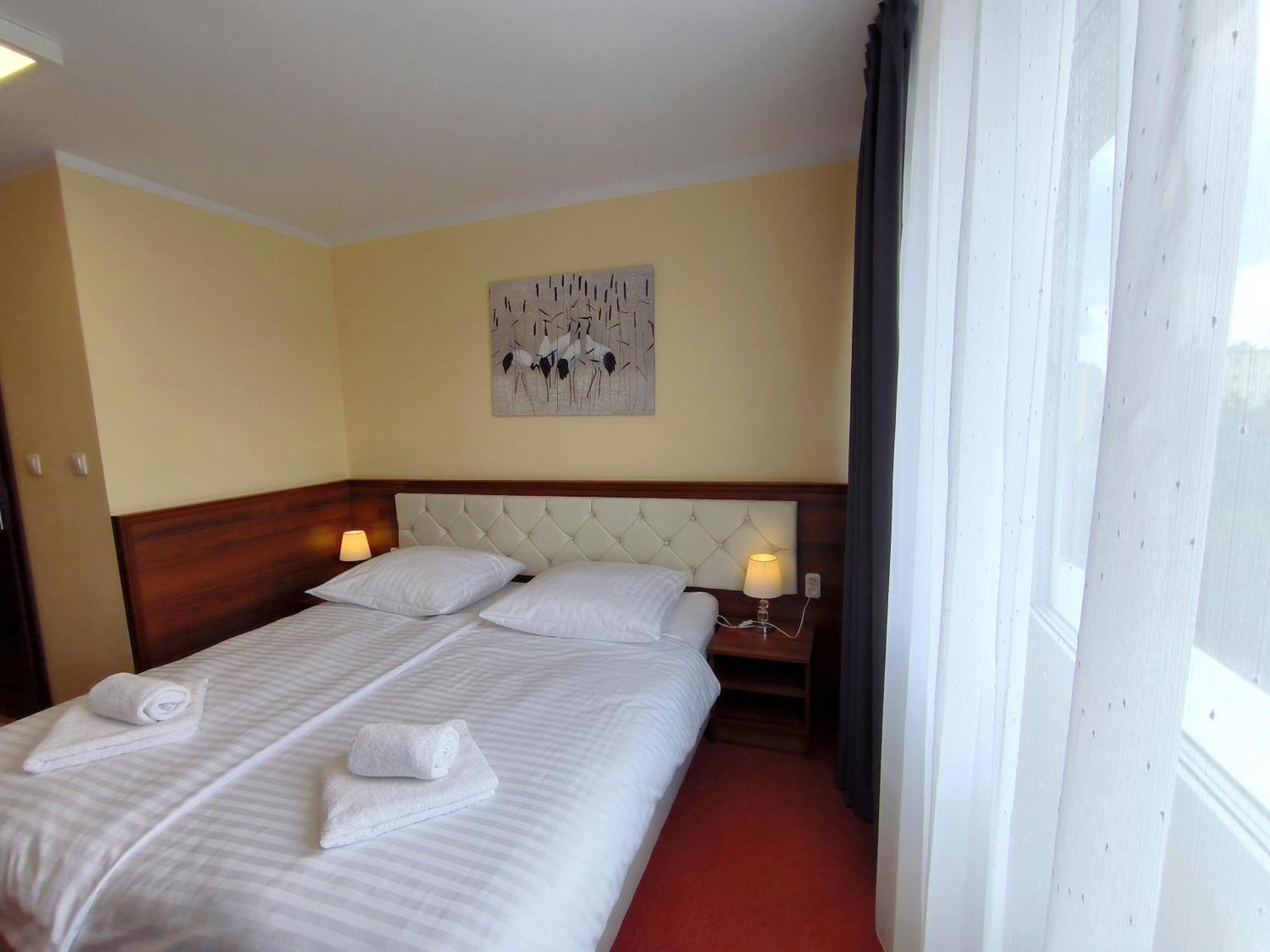 Hotel Sill Kielce Eksteriør billede