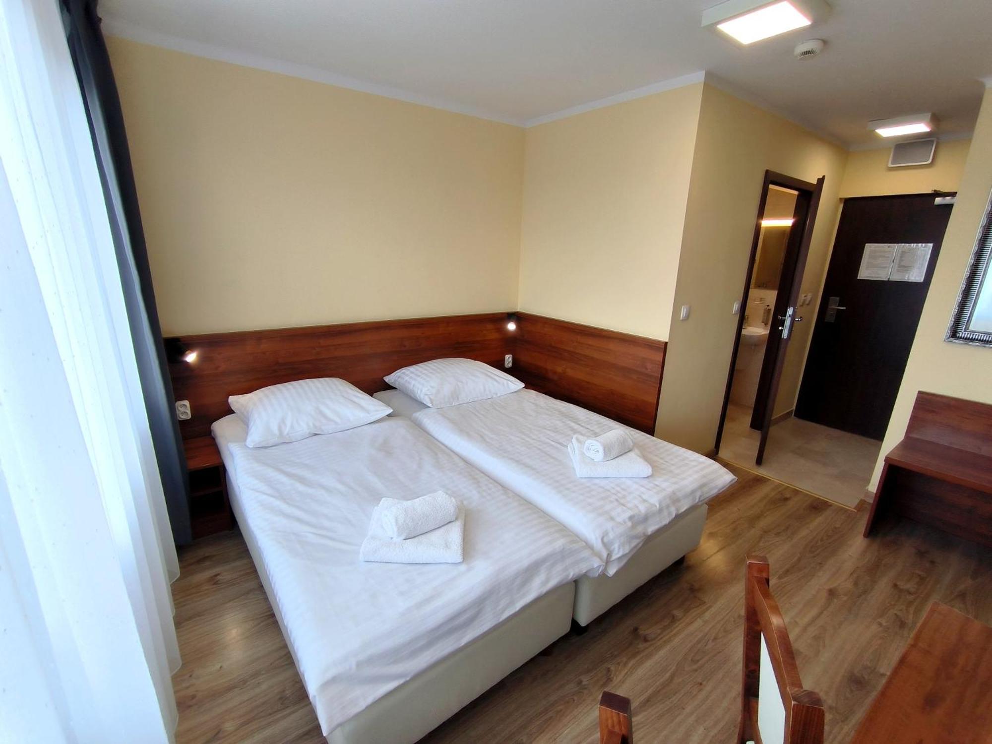 Hotel Sill Kielce Eksteriør billede
