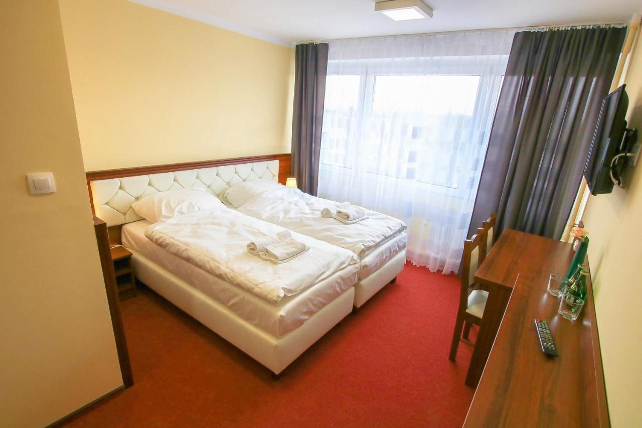 Hotel Sill Kielce Eksteriør billede